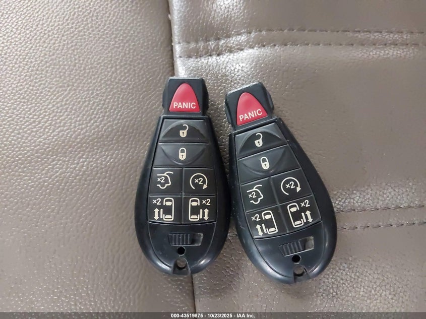 2013 CHRYSLER TOWN & COUNTRY TOURING 2C4RC1BG2DR610346