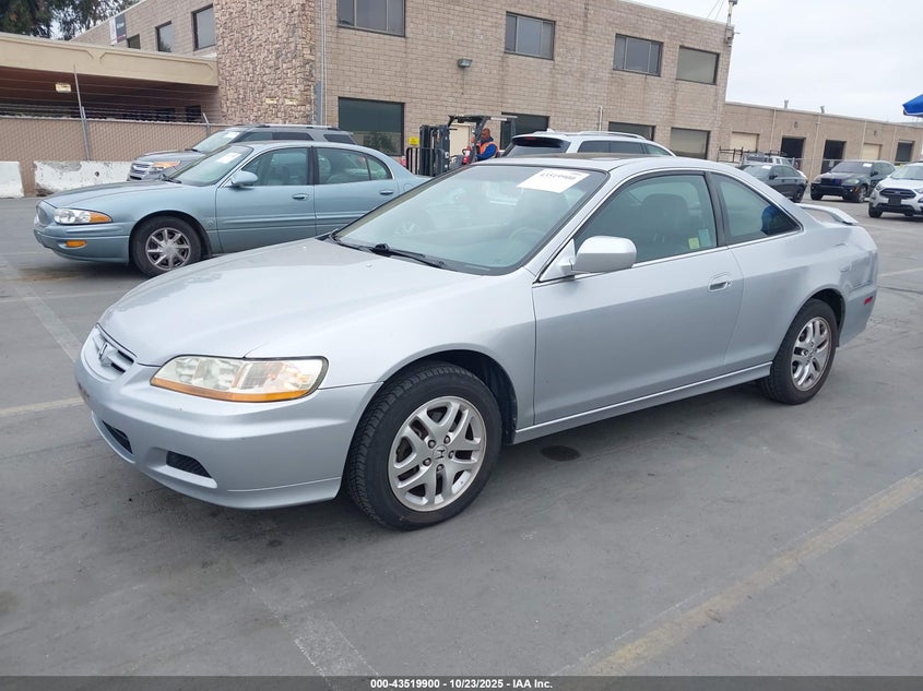 1HGCG22551A009500 2001 HONDA ACCORD photo no. 2