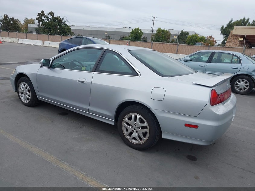 1HGCG22551A009500 2001 HONDA ACCORD photo no. 3