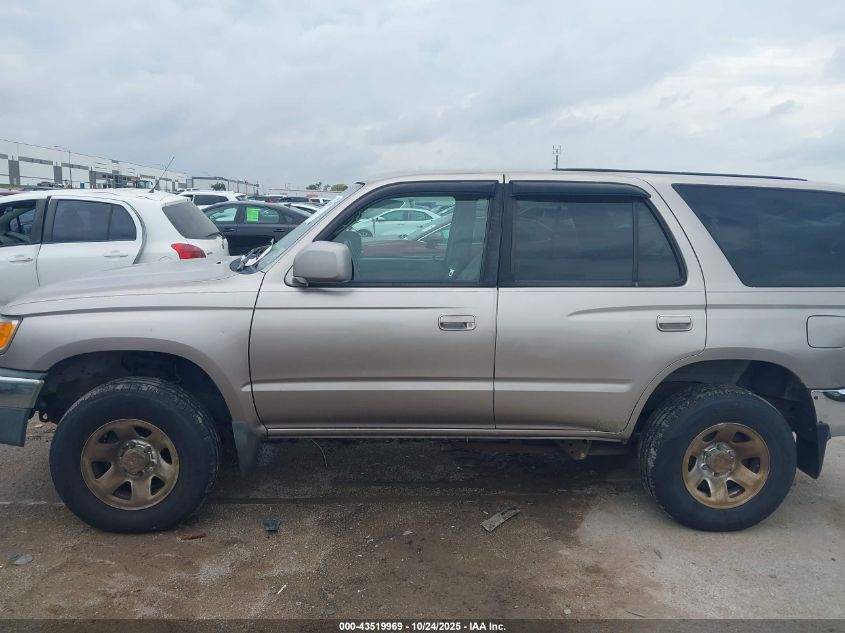 2001 Toyota 4Runner Sr5 V6 VIN: JT3GN86R810196179 Lot: 43519969