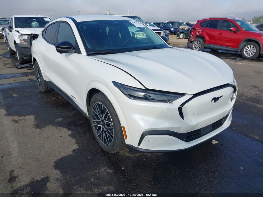 FORD MUSTANG MACH-E PREMIUM