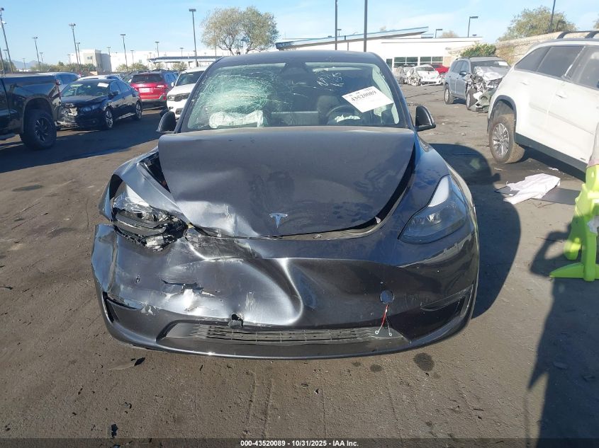 2024 Tesla Model Y Long Range Dual Motor All-Wheel Drive VIN: 7SAYGAEE2RF060419 Lot: 43520089