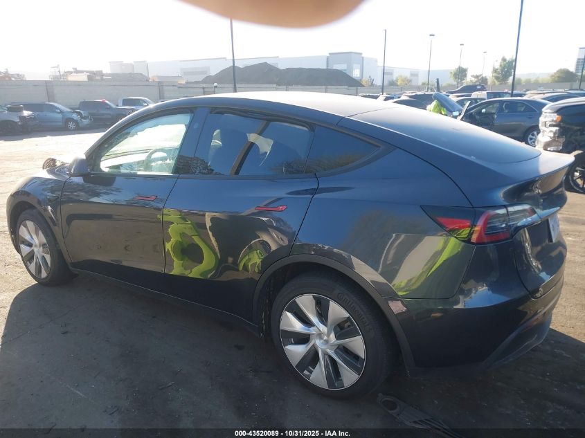 2024 Tesla Model Y Long Range Dual Motor All-Wheel Drive VIN: 7SAYGAEE2RF060419 Lot: 43520089