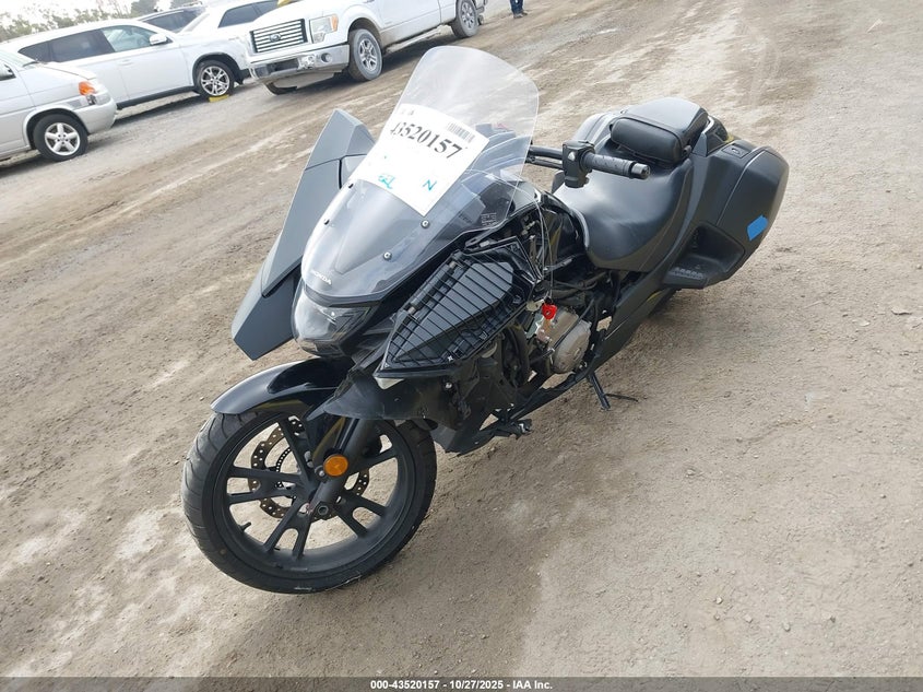 JH2RC8115FK000200 2015 HONDA NC photo no. 2