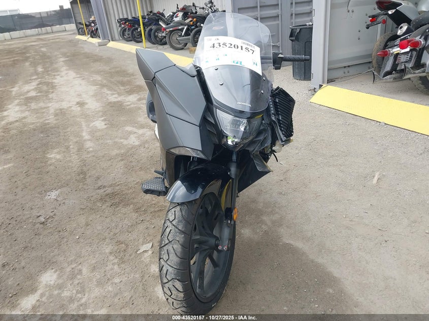 JH2RC8115FK000200 2015 HONDA NC photo no. 5