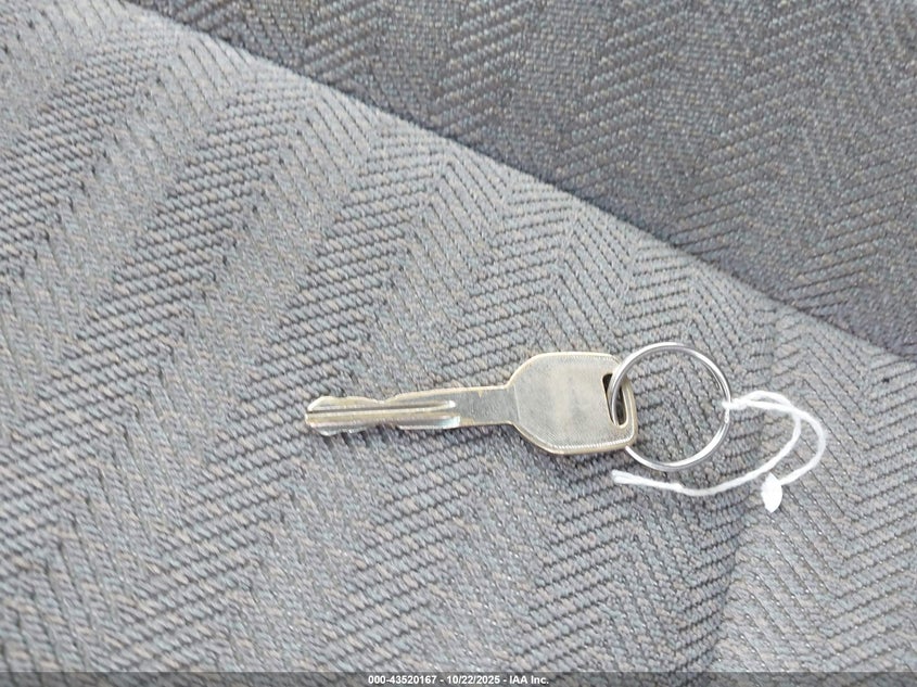 2000 Subaru Legacy L VIN: 4S3BE6350Y7205731 Lot: 43520167