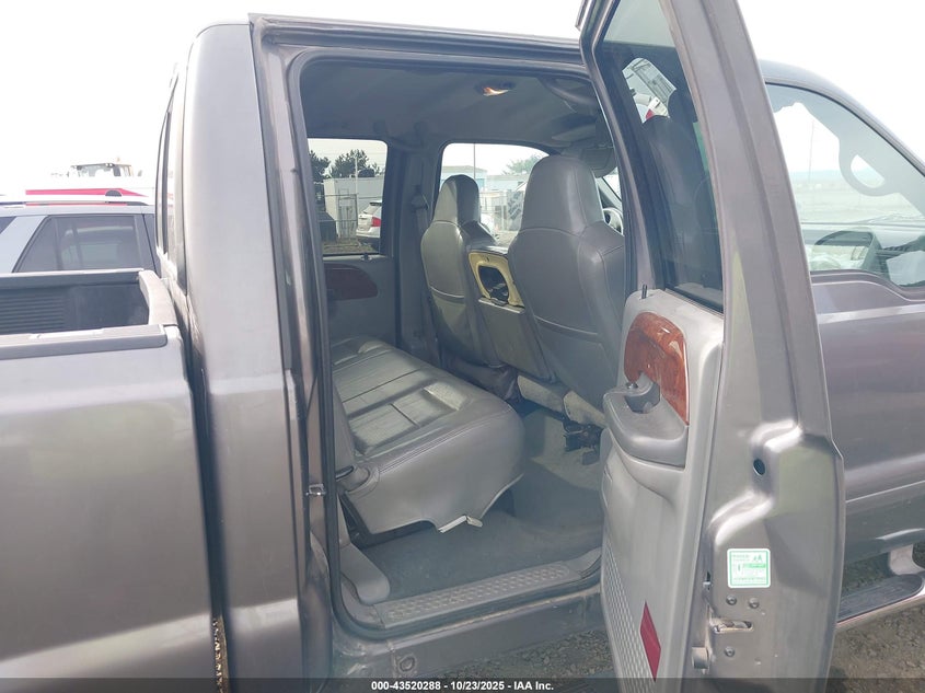 1FTSW31F92EB93024 2002 FORD F350 photo no. 8