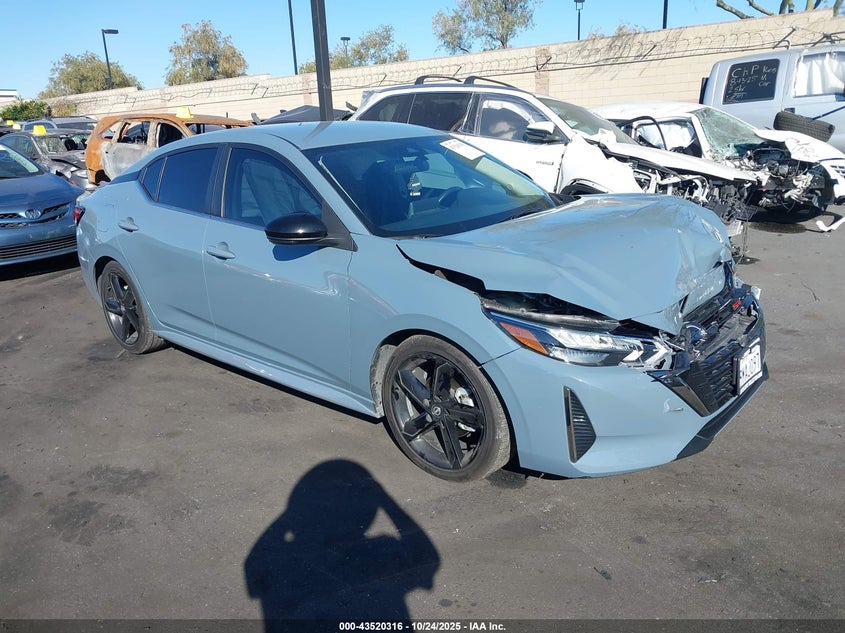 NISSAN SENTRA SR XTRONIC CVT