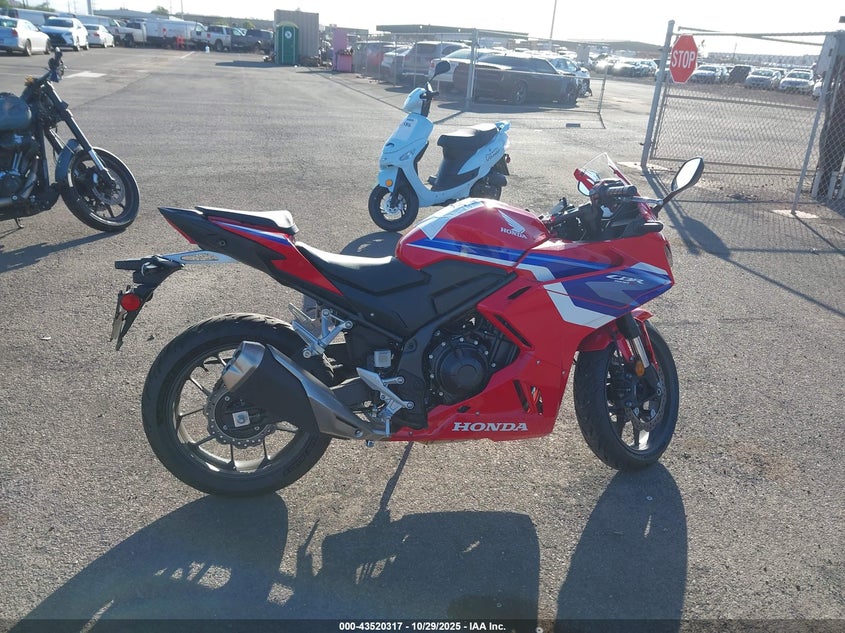 2025 Honda Cbr500 Ra VIN: MLHPC7056S5102206 Lot: 43520317