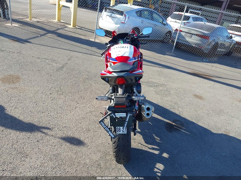 2025 Honda Cbr500 Ra VIN: MLHPC7056S5102206 Lot: 43520317
