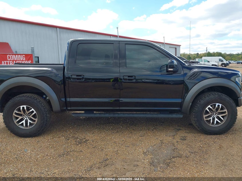 2018 Ford F-150 Raptor VIN: 1FTFW1RGXJFD93261 Lot: 43520342