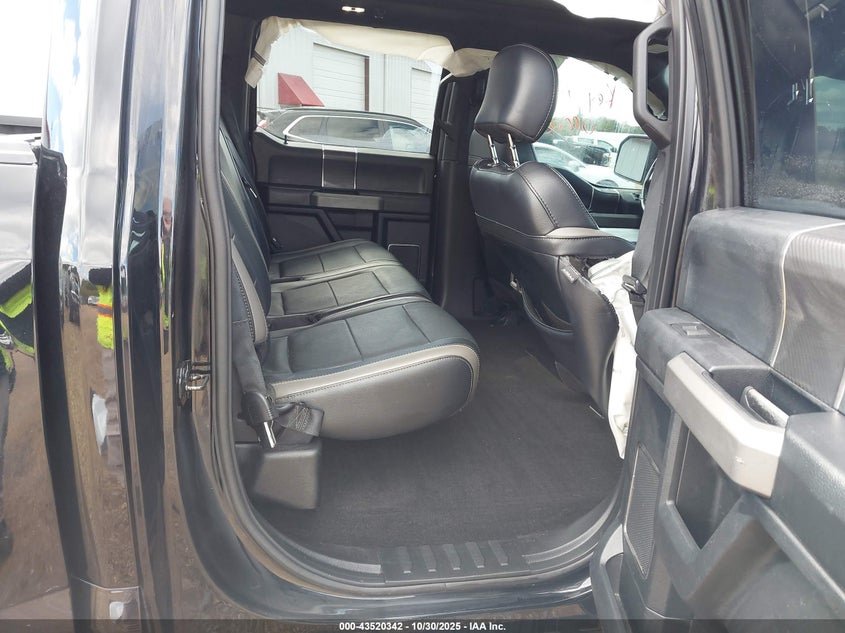 2018 Ford F-150 Raptor VIN: 1FTFW1RGXJFD93261 Lot: 43520342