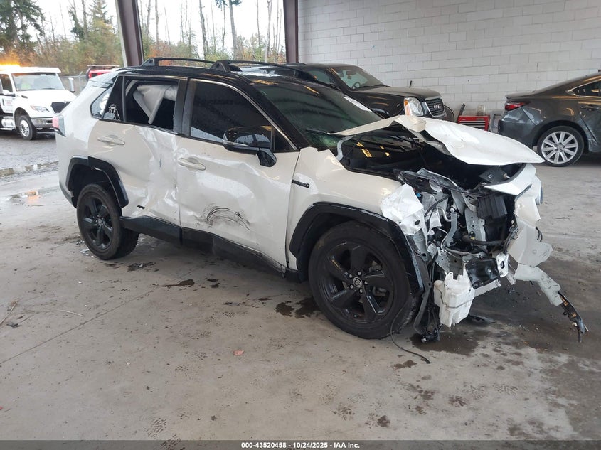 TOYOTA RAV4 HYBRID XSE