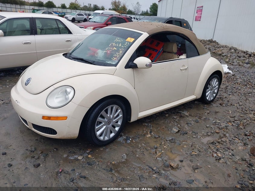 3VWRF31Y78M412675 2008 VOLKSWAGEN BEETLE photo no. 2