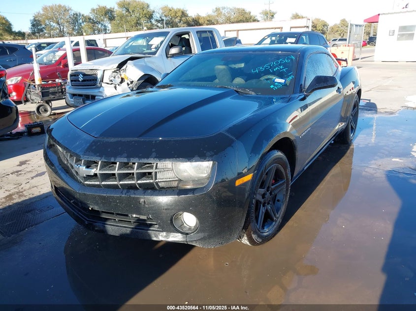 2G1FB1EV7A9175747 2010 CHEVROLET CAMARO photo no. 2