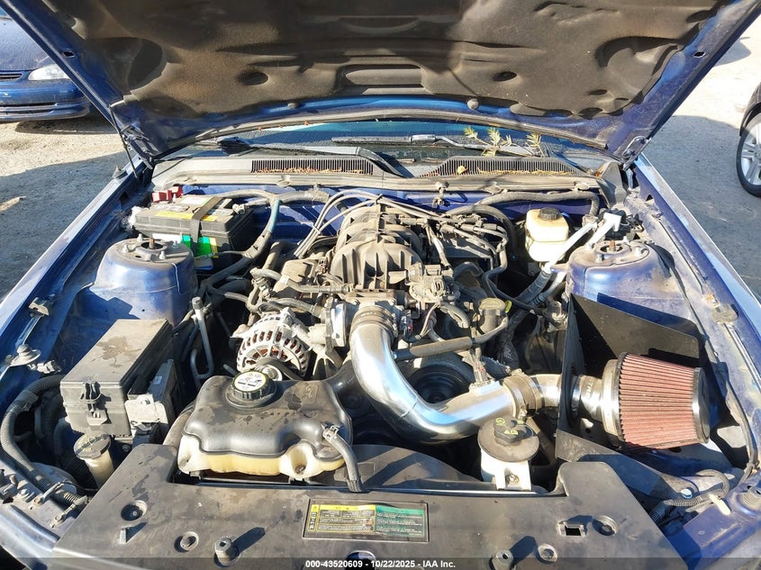 2007 Ford Mustang V6 Deluxe/V6 Premium VIN: 1ZVFT84N075334268 Lot: 43520609