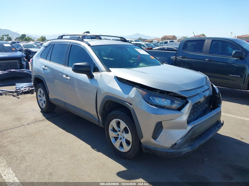 TOYOTA RAV4 LE