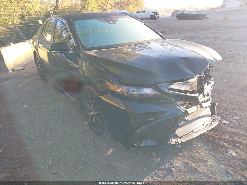 2022 TOYOTA CAMRY SE - 4T1G11AKXNU644067