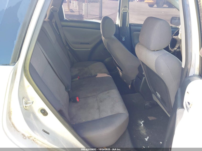 2006 Toyota Matrix Xr VIN: 2T1KR32E56C621760 Lot: 43520652