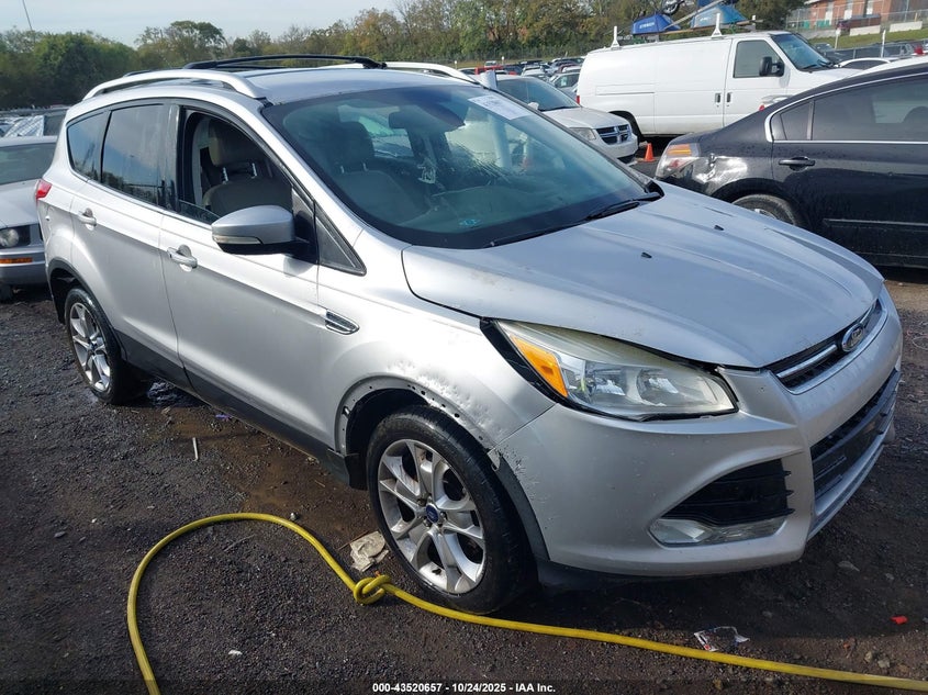 FORD ESCAPE TITANIUM