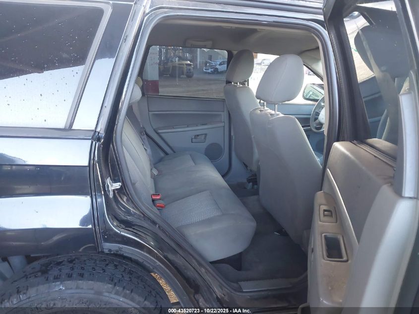 2007 Jeep Grand Cherokee Laredo VIN: 1J8GR48K57C688113 Lot: 43520723