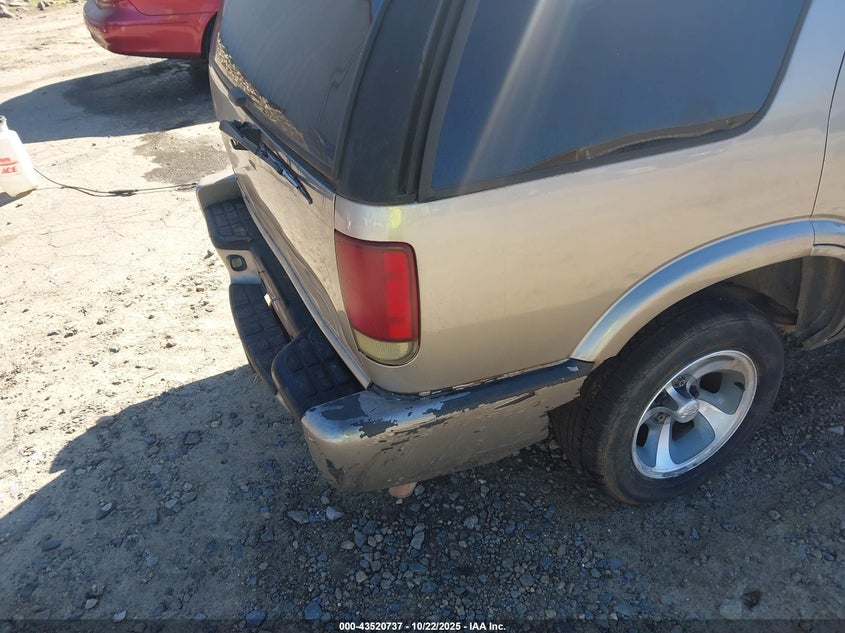 2004 Chevrolet Blazer Ls VIN: 1GNCS13XX4K169093 Lot: 43520737