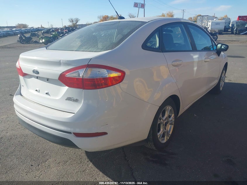 Vin: 3fadp4bj9fm199295, lot: 44015794, ford fiesta se 20154