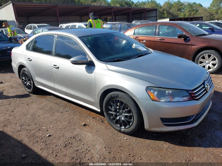 VOLKSWAGEN PASSAT 2.5L S