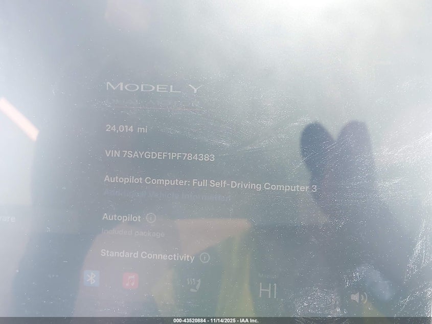 2023 Tesla Model Y Performance Dual Motor All-Wheel Drive VIN: 7SAYGDEF1PF784383 Lot: 43520884