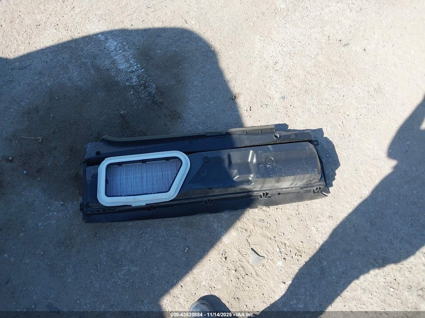 2023 Tesla Model Y Performance Dual Motor All-Wheel Drive VIN: 7SAYGDEF1PF784383 Lot: 43520884