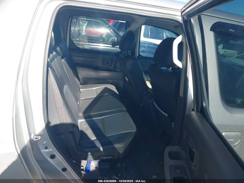 2006 Honda Ridgeline Rtl VIN: 2HJYK16526H538799 Lot: 43520898