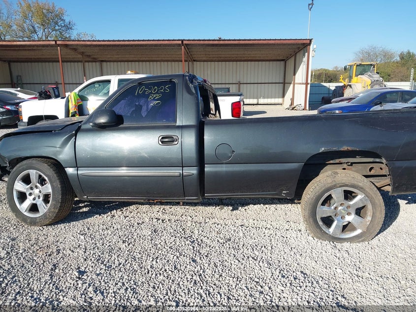 2003 GMC Sierra 1500 VIN: 1GTEC14V63E379022 Lot: 43520964