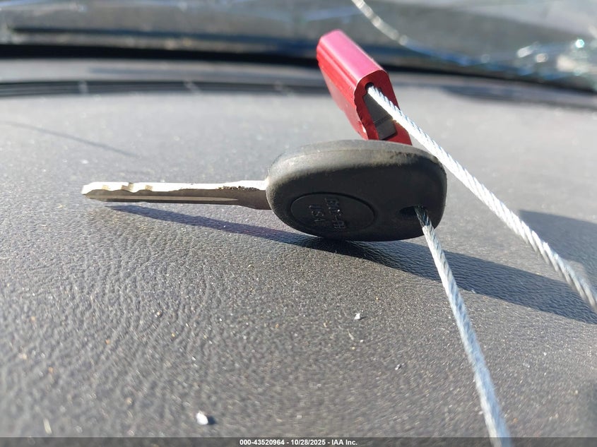 2003 GMC Sierra 1500 VIN: 1GTEC14V63E379022 Lot: 43520964