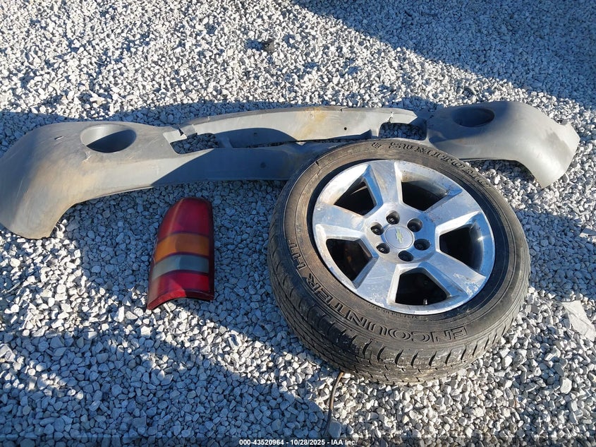 2003 GMC Sierra 1500 VIN: 1GTEC14V63E379022 Lot: 43520964