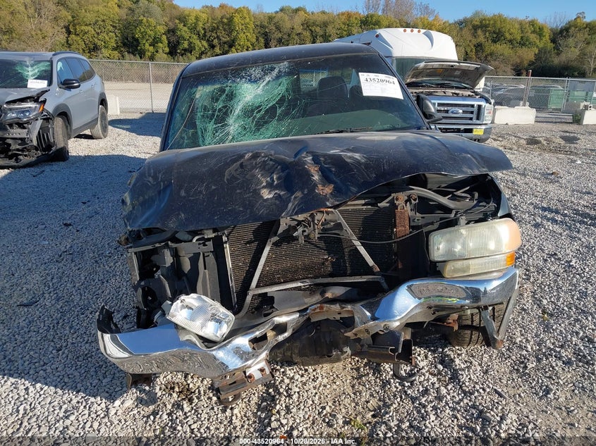 2003 GMC Sierra 1500 VIN: 1GTEC14V63E379022 Lot: 43520964