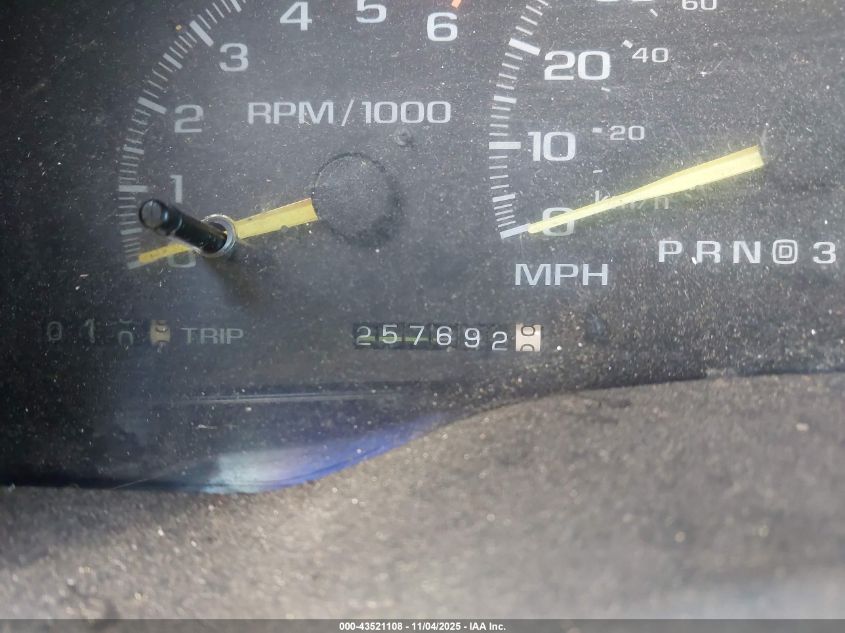 1996 Chevrolet Gmt-400 K1500 VIN: 2GCEK19R4T1212710 Lot: 43521108