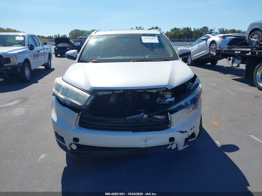 2016 TOYOTA HIGHLANDER XLE V6 5TDKKRFH5GS506306