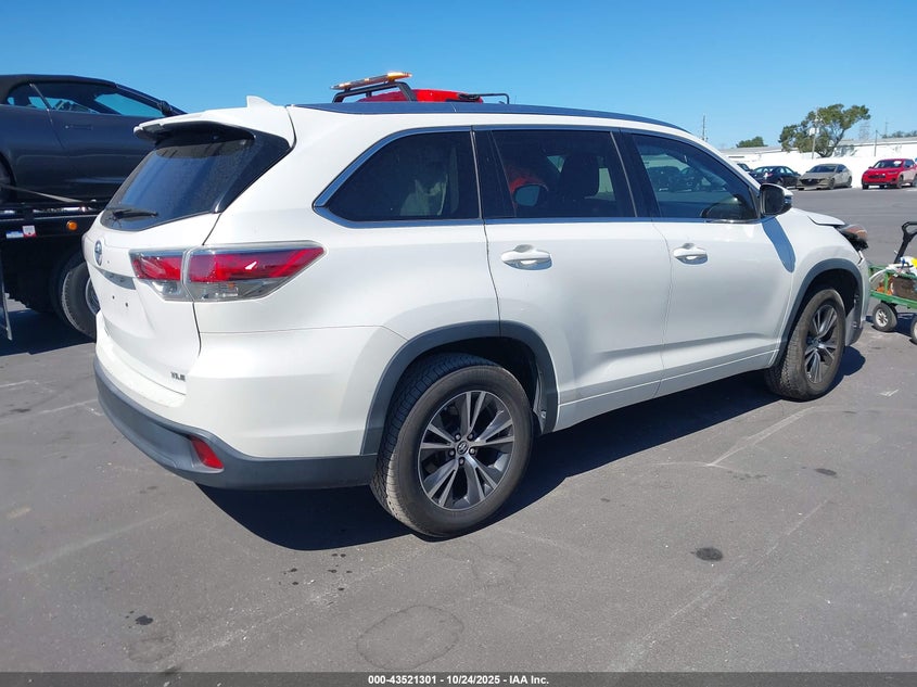 2016 TOYOTA HIGHLANDER XLE V6 5TDKKRFH5GS506306