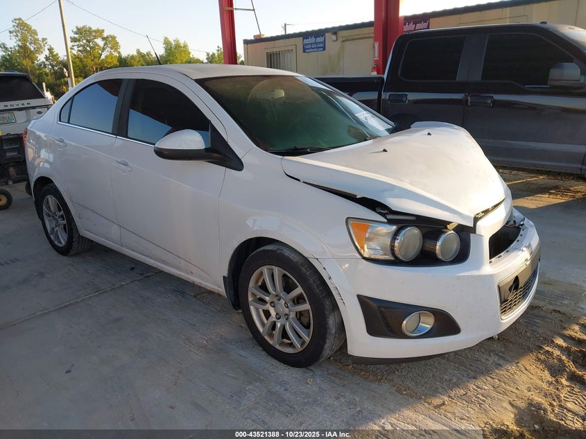 CHEVROLET SONIC LT AUTO