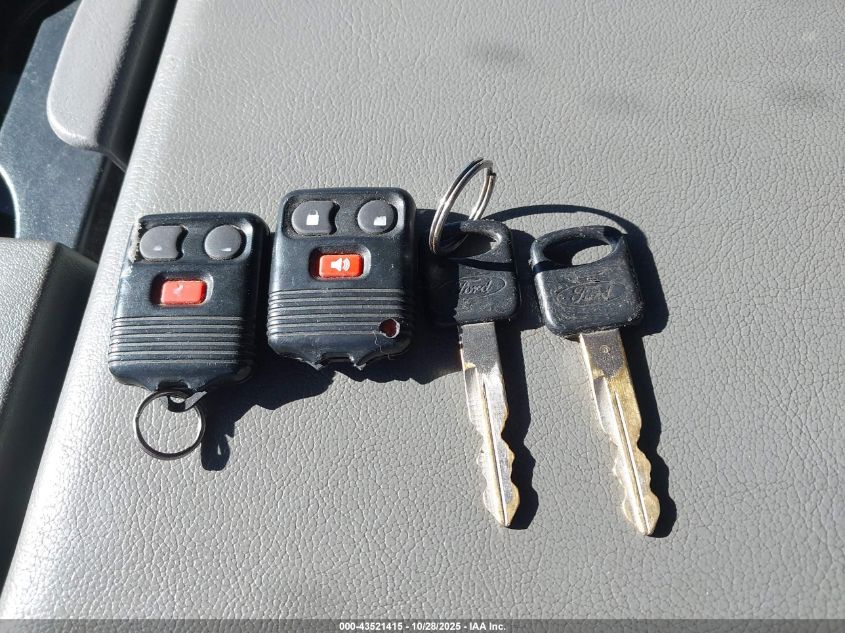 2003 Ford F-350 Lariat/Xl/Xlt VIN: 1FTSW31S53ED15862 Lot: 43521415