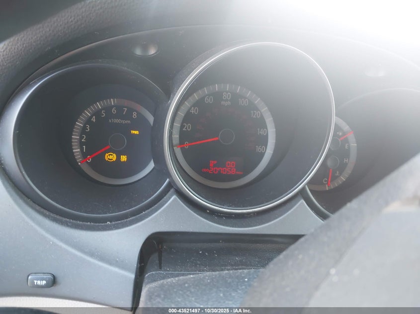 2009 Kia Optima Lx VIN: KNAGE228295367607 Lot: 43521497