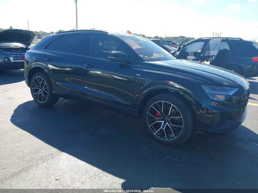 AUDI Q8 PREMIUM PLUS 55 TFSI QUATTRO TIPTRONIC