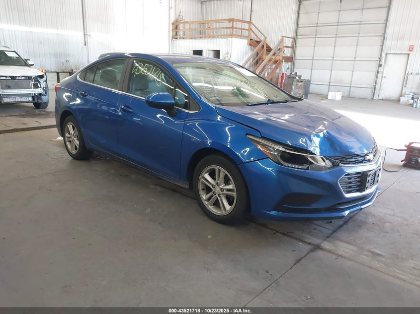 CHEVROLET CRUZE LT AUTO