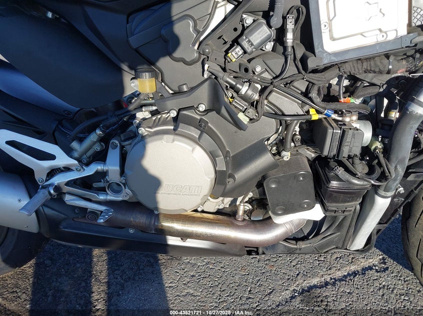 ZDMHAATW8LB000654 2020 DUCATI PANIGALE photo no. 8