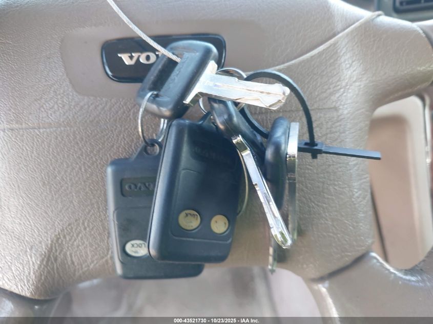 1995 Volvo 960 VIN: YV1KS9611S1057614 Lot: 43521730