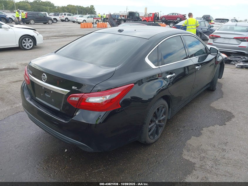 1N4AL3AP2JC236888 2018 NISSAN ALTIMA photo no. 4