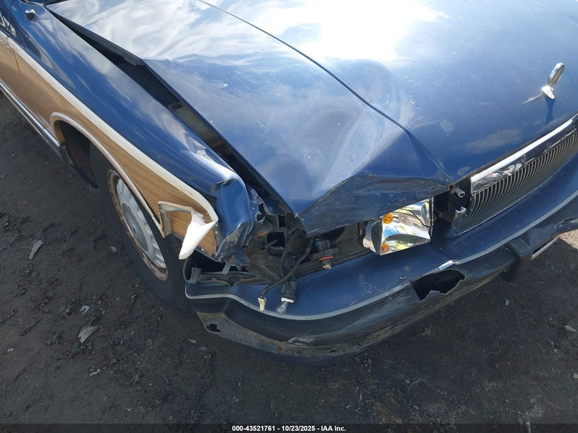 1996 Buick Roadmaster Limited VIN: 1G4BR82P4TR402350 Lot: 43521761