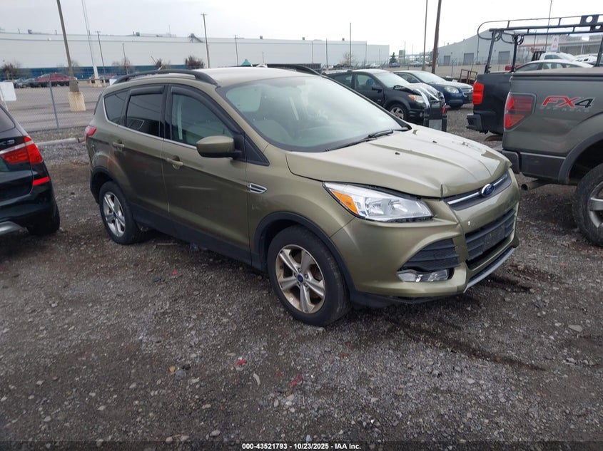 FORD ESCAPE SE