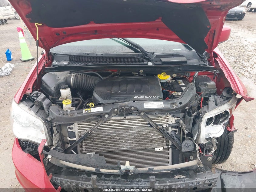 2016 DODGE GRAND CARAVAN SXT 2C4RDGCG2GR274068