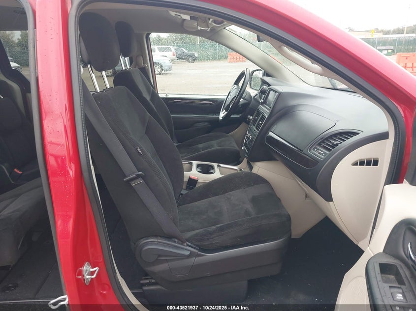 2016 DODGE GRAND CARAVAN SXT 2C4RDGCG2GR274068